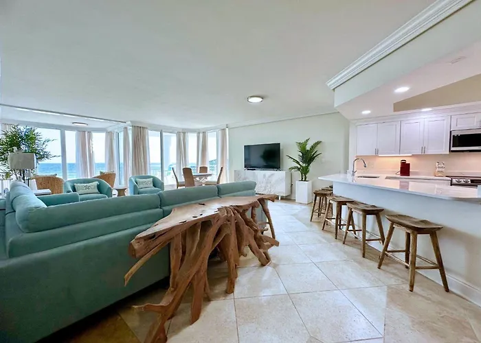 Holiday home Lands End 102