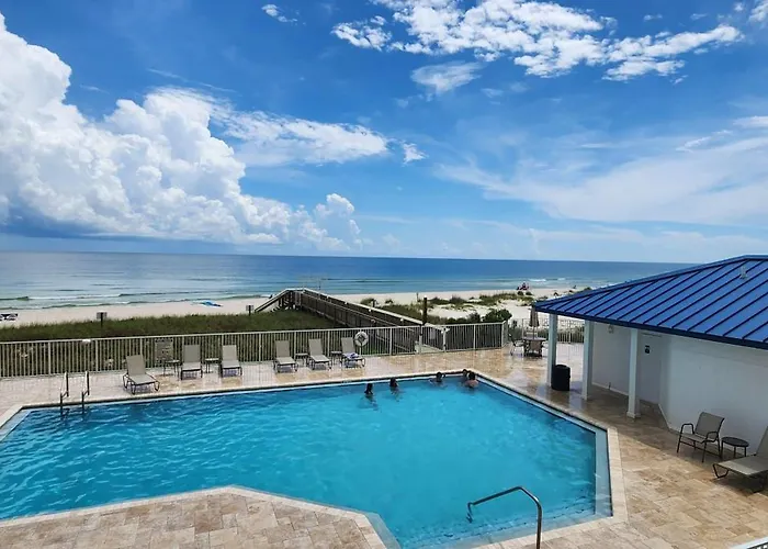 Lands End 102 Holiday home